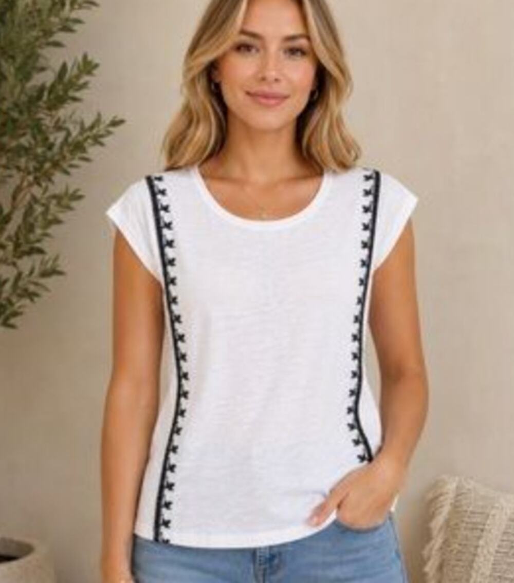 Garnet Hill Linen Shirt Tee White Embroidery Large